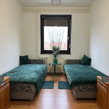 Szanto Apartman Szolnok Exterior photo