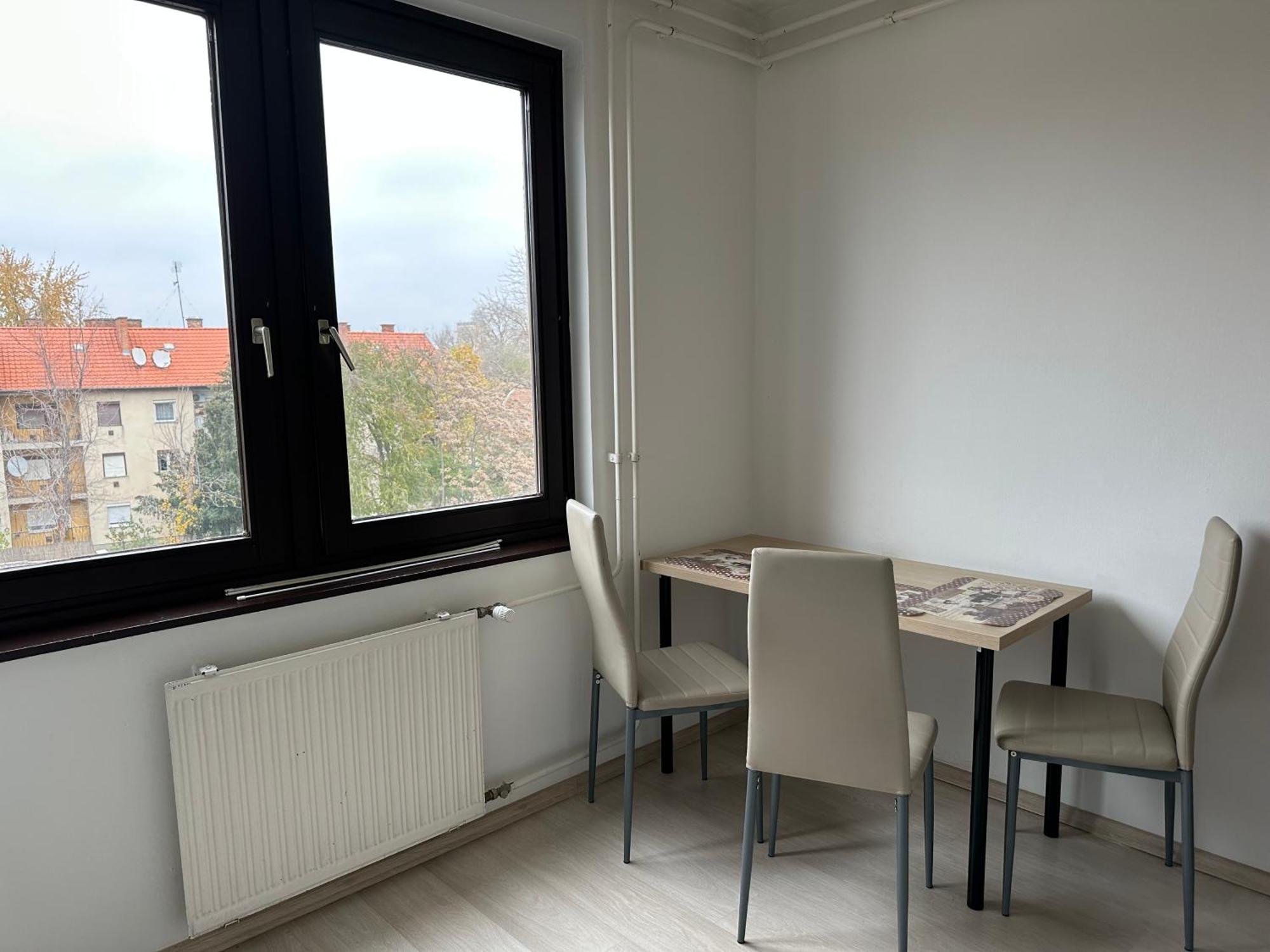 Szanto Apartament Solnoca