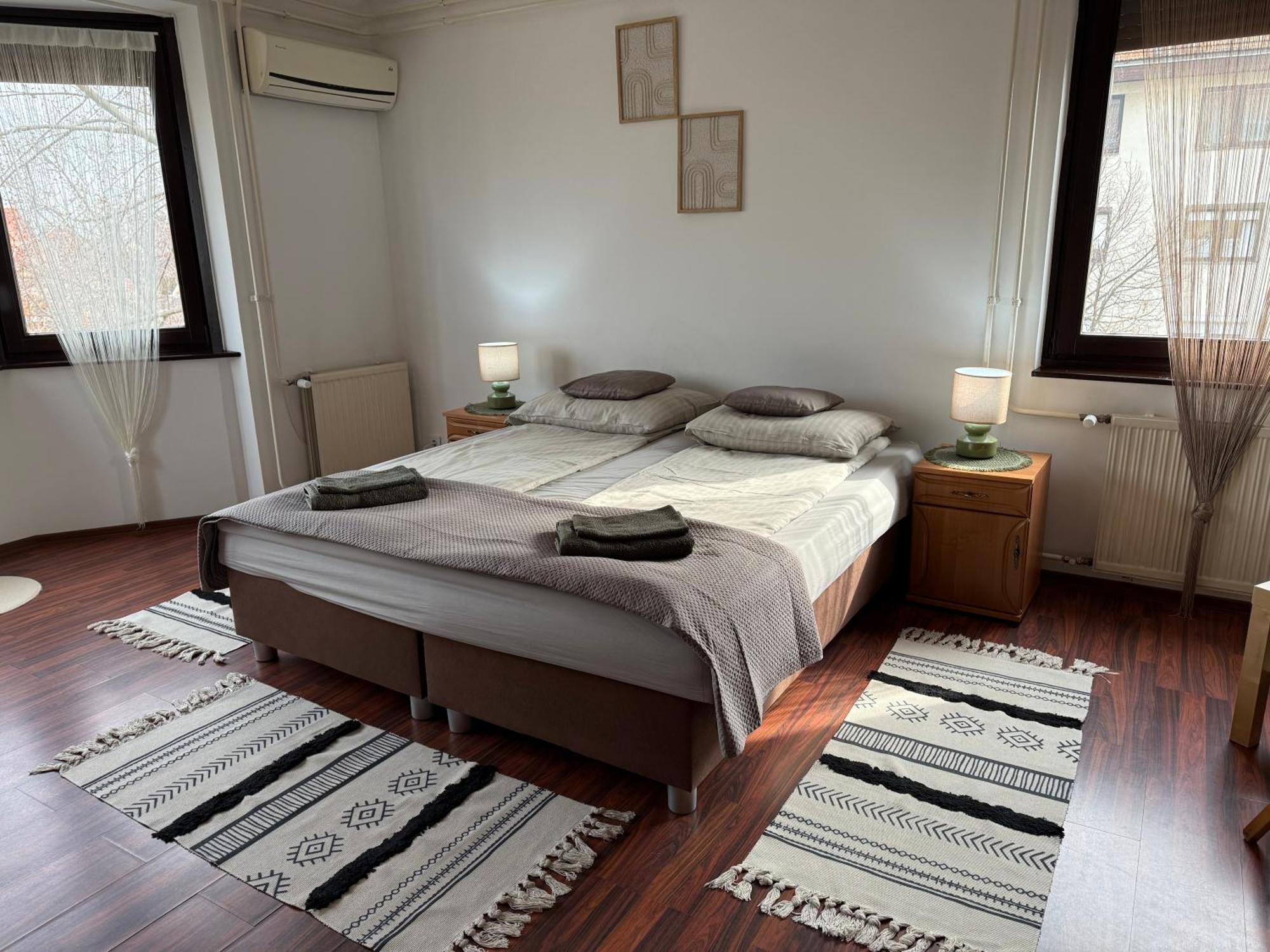 Apartament Szanto *